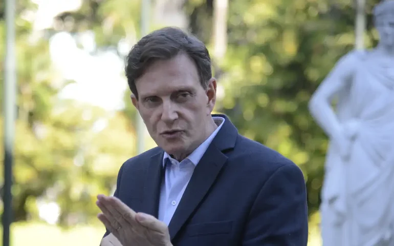 Crivella propõe que deputados vão ao Oriente Médio para acompanhar resgate de brasileiros