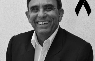 Plenário da ALE espeita um minuto de silêncio em homenagem a Canetinha