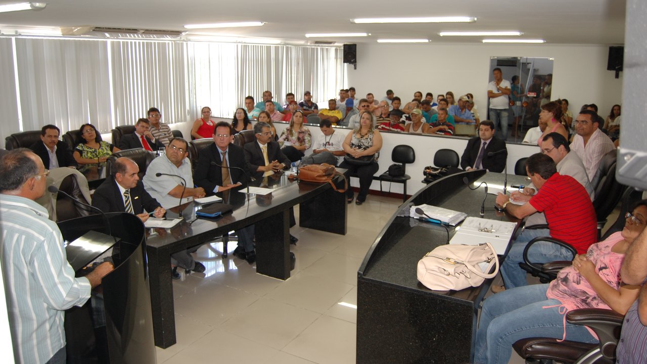Câmara é palco de debates sobre transferência de vendedores ambulantes do centro da cidade