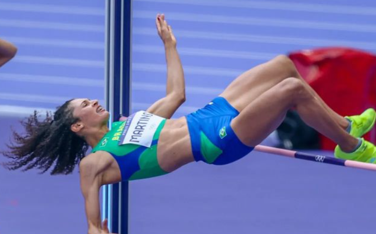 Valdileia Martins vive drama em Paris com morte do pai, vaga na final e lesão