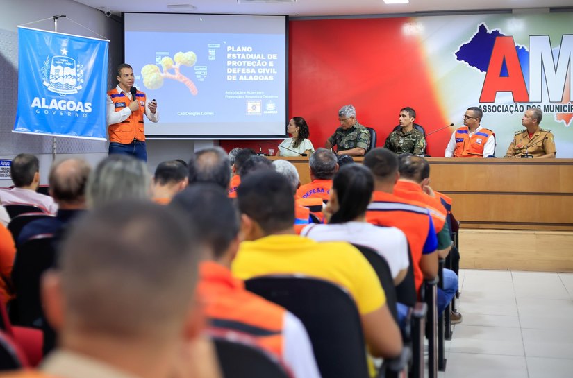 Defesa Civil apresenta plano estadual para respostas a desastres para período chuvoso