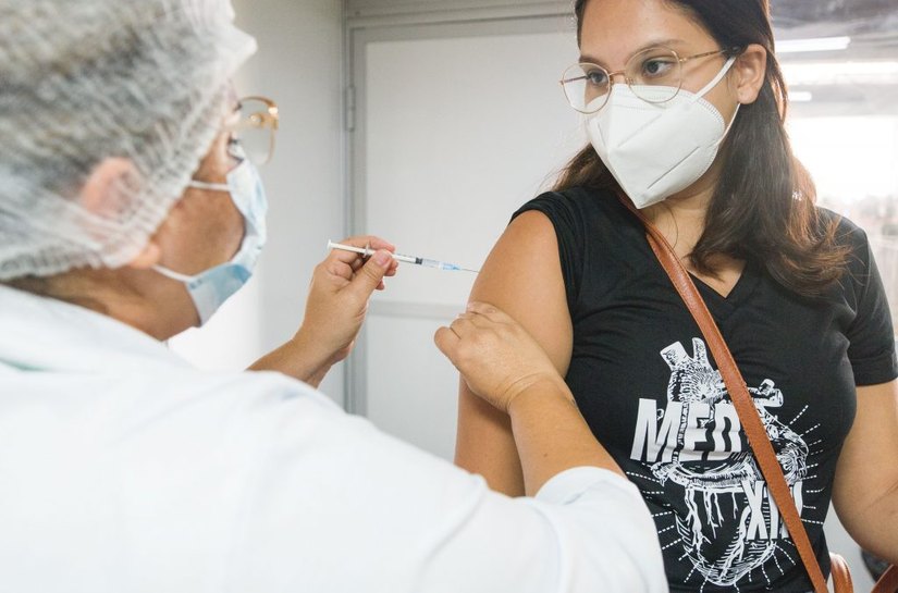 Rede estadual volta às aulas com frota renova e fortalecimento de protocolos sanitários