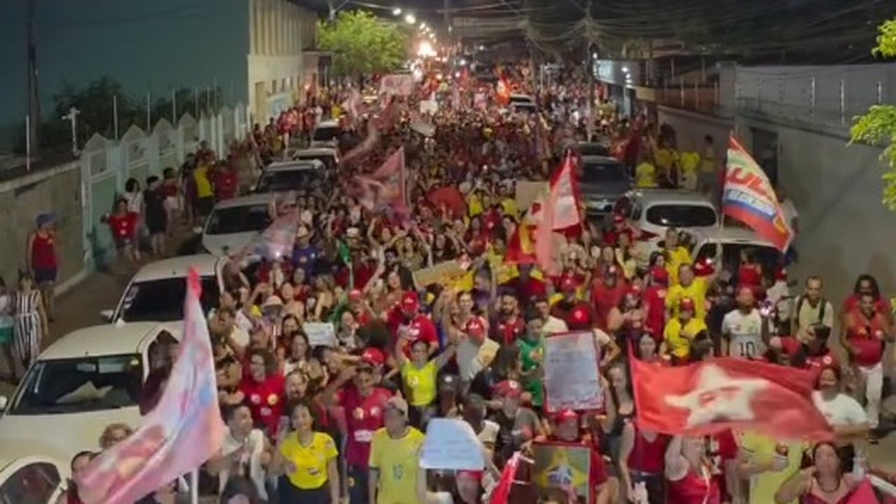 Vídeo: caminhada pró-Lula reúne milhares no centro de Arapiraca e empolga apoiadores nas redes