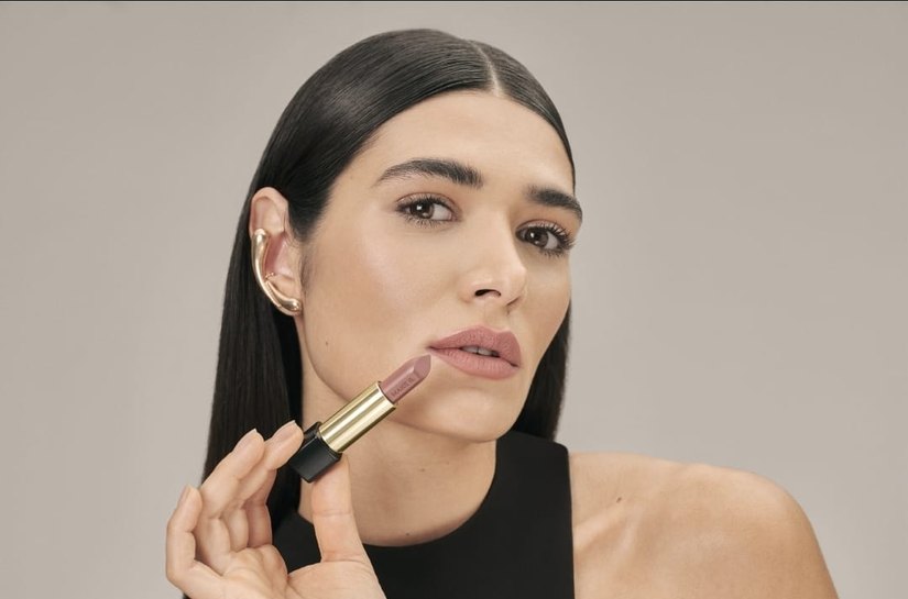 A base N°1 de vendas evoluiu: Make B. Hyaluronic está de volta com uma fórmula ainda mais poderosa