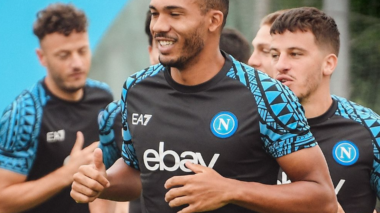 Napoli derrota a lanterna Salernitana e melhora posição no Campeonato Italiano