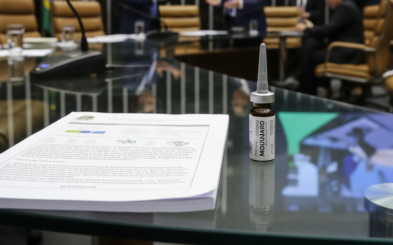 Entenda em 6 pontos o projeto de lei que quebra a patente do Mounjaro no Brasil