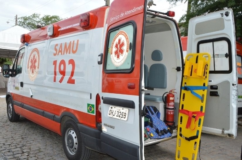 Atendimento ágil do Samu salva pai e filho, vítimas de acidente