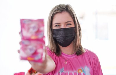 Paripueira adere a projeto da deputada Cibele Moura e vai distribuir absorventes para estudantes  