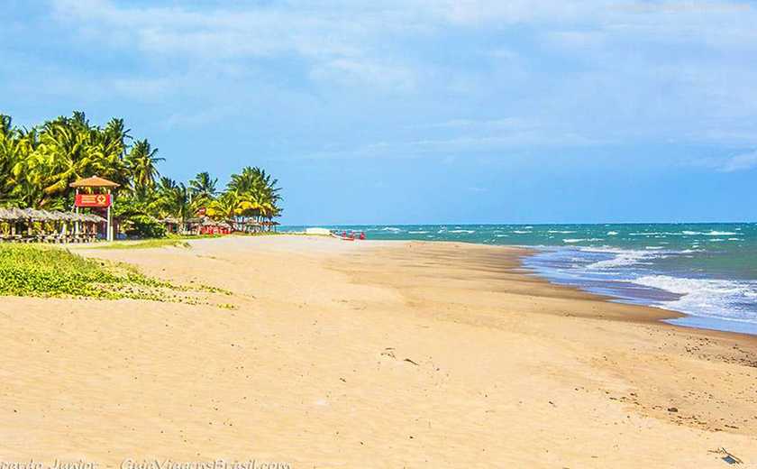 Adolescente morre afogado na Praia de Jacarecica