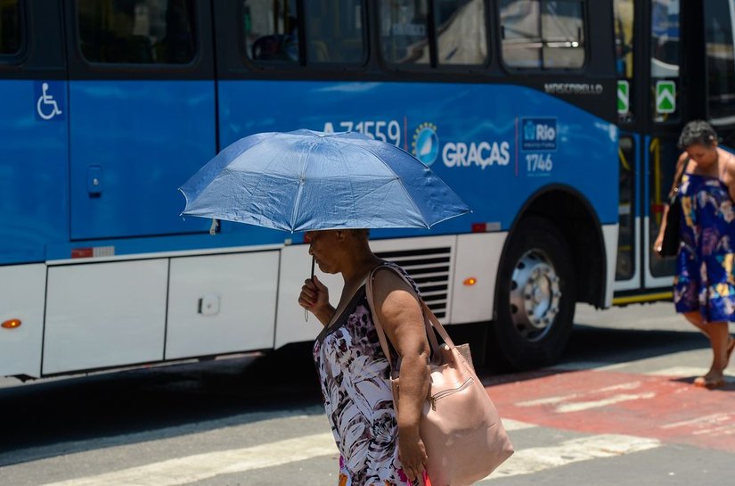 Calor pode aumentar risco de casos de AVC, alerta médico