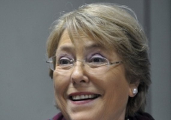 Bachelet é eleita presidenta do Chile com 63% dos votos