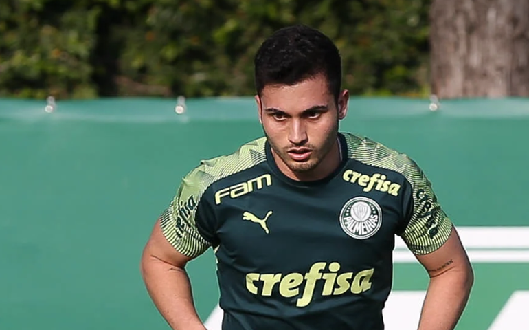 Luan avança em transição após lesão muscular e participa de coletivo do Palmeiras