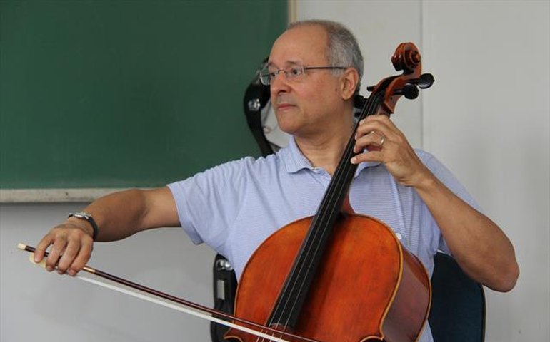 Villa-Lobos pelo violoncelo de Antonio Meneses
