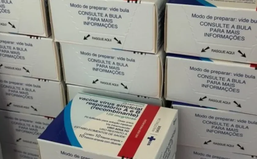 Alagoas recebe mais de 12 mil doses de vacina contra vírus responsável pela bronquiolite em bebês
