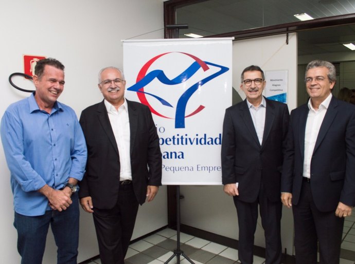 Rogério Teófilo prestigia lançamento do Prêmio Competitividade Alagoana