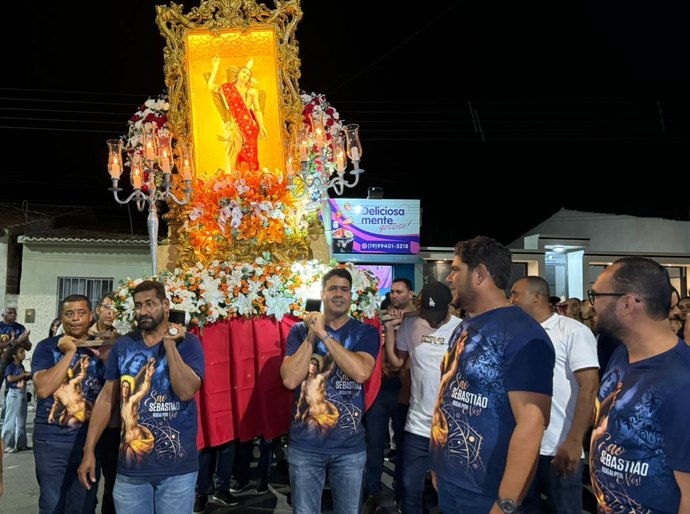 São Sebastião: Vice-prefeito de Monteirópolis participa de festividades do padroeiro do município