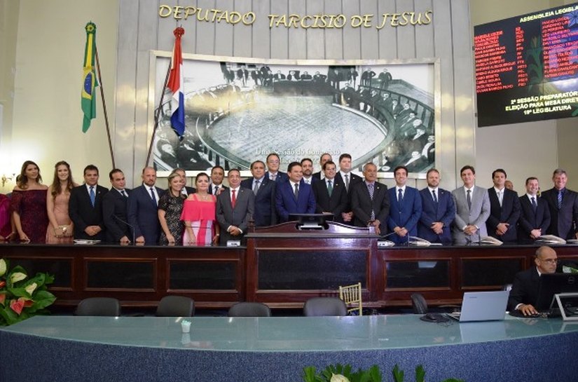 Parlamento atinge marca histórica ao analisar mais de mil matérias em 2019