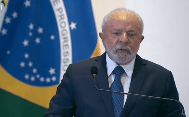 Lula diz que saúde não tem esquerda ou direita: 'Sabemos o que aconteceu na covid'