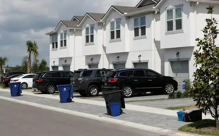 Taxas de hipoteca nos EUA caem para o ponto mais baixo em dois anos