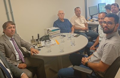 MPAL recebe empresários que denunciam tratamento desigual pelo Estado e temem falência