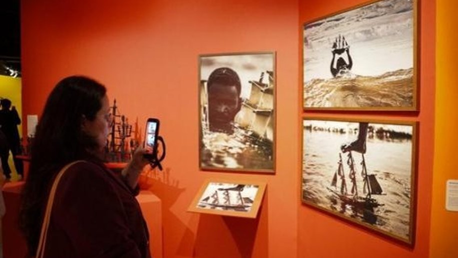 Artistas nordestinos ganham protagonismo em Atlântico Sertão, exposição que reúne mais de 70 nomes da arte contemporânea no CCBB SP