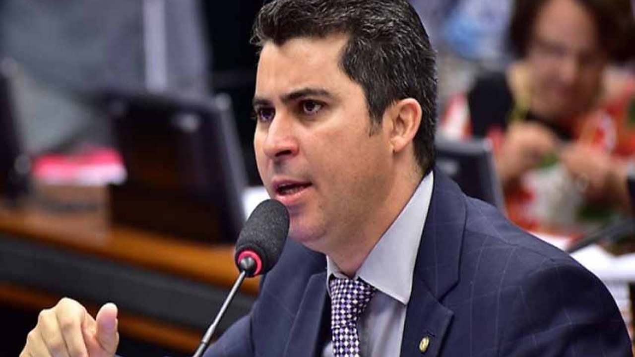 Relator da MP da Eletrobras diz que manterá pontos do governo, mas com sugestões