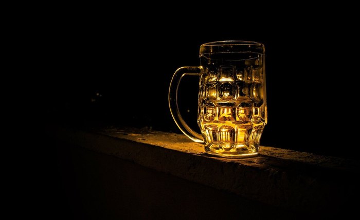 Lesões cerebrais e Alzheimer podem ter relação com consumo de álcool Lesões cerebrais e Alzheimer podem ter relação com consumo de álcool