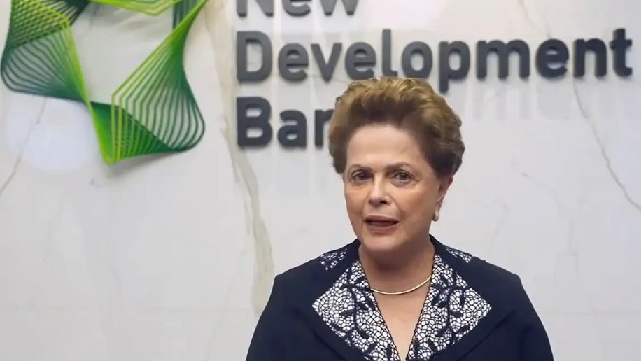 Dilma Rousseff é internada após quadro de neurite vestibular