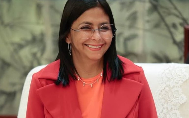 Venezuela reafirma direito de manter laços com China, Rússia e Cuba, diz Delcy Rodríguez