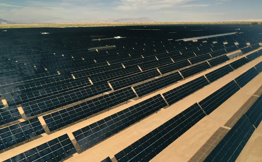 China se prepara para construir o maior parque solar do mundo, rumo à neutralidade de carbono