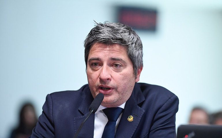 Líder do PL no Senado afirma que Messias precisará de votos do governo para ser aprovado