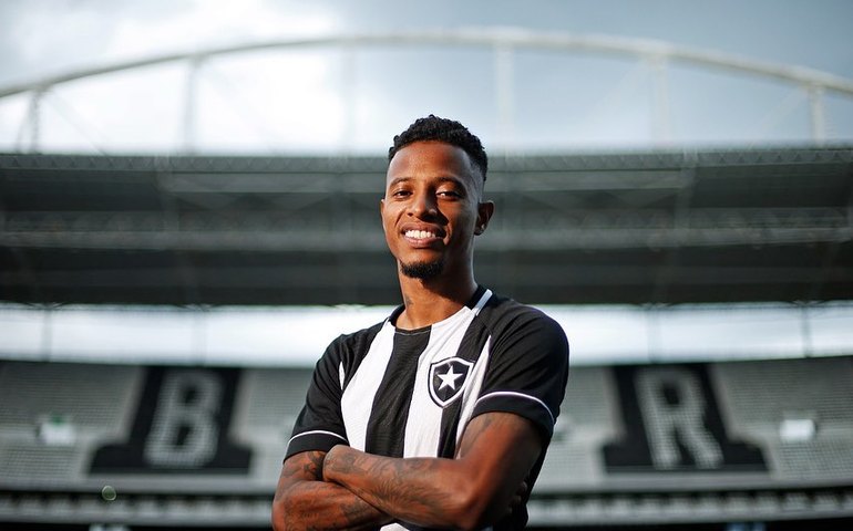 Mais uma profecia? Coincidência de títulos com chegada de Tchê Tchê viraliza e anima torcedores do Botafogo