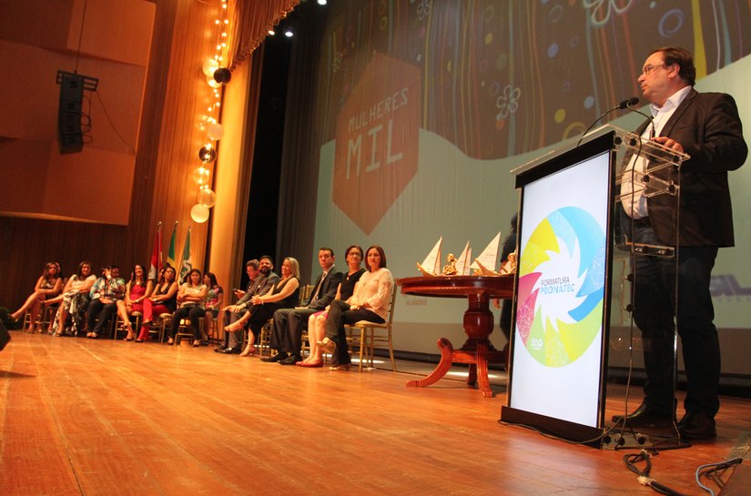 Seduc/AL realiza formatura dos alunos de cursos profissionalizantes