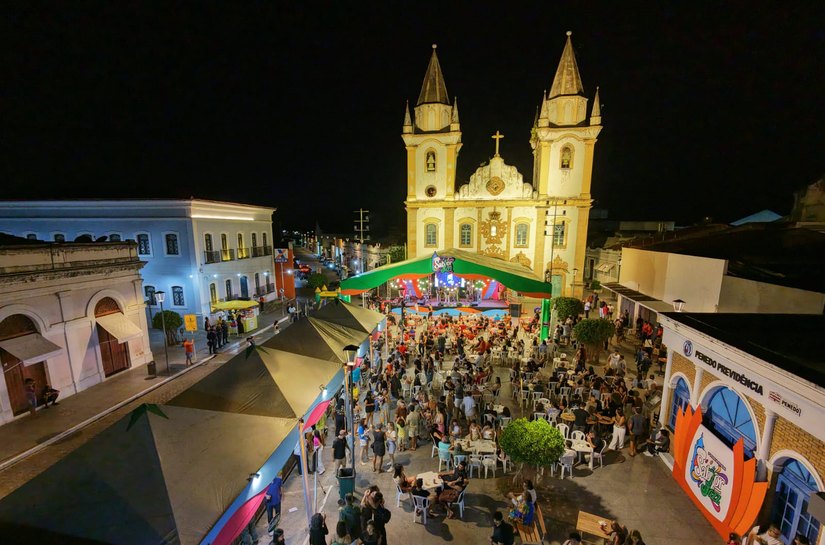 Noite de encerramento do Penedo Sabor & Jazz une música e gastronomia em Penedo