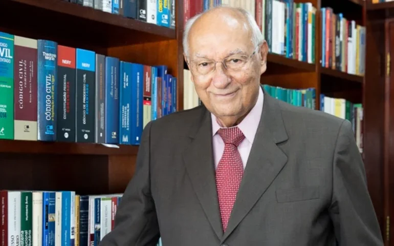 Por um Código de Ética para o STF