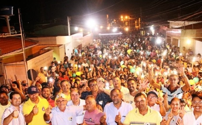 Petrúcio Barbosa participa de reunião na Rua Santo Antônio e garante que irá fazer mais por Igaci