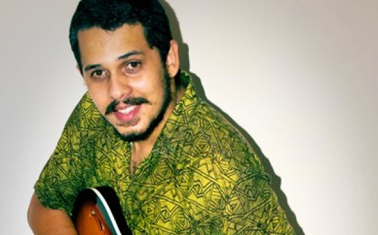 ‘Chuva de Verão’ é o show de Rodrigo Santos no Quinta no Arena