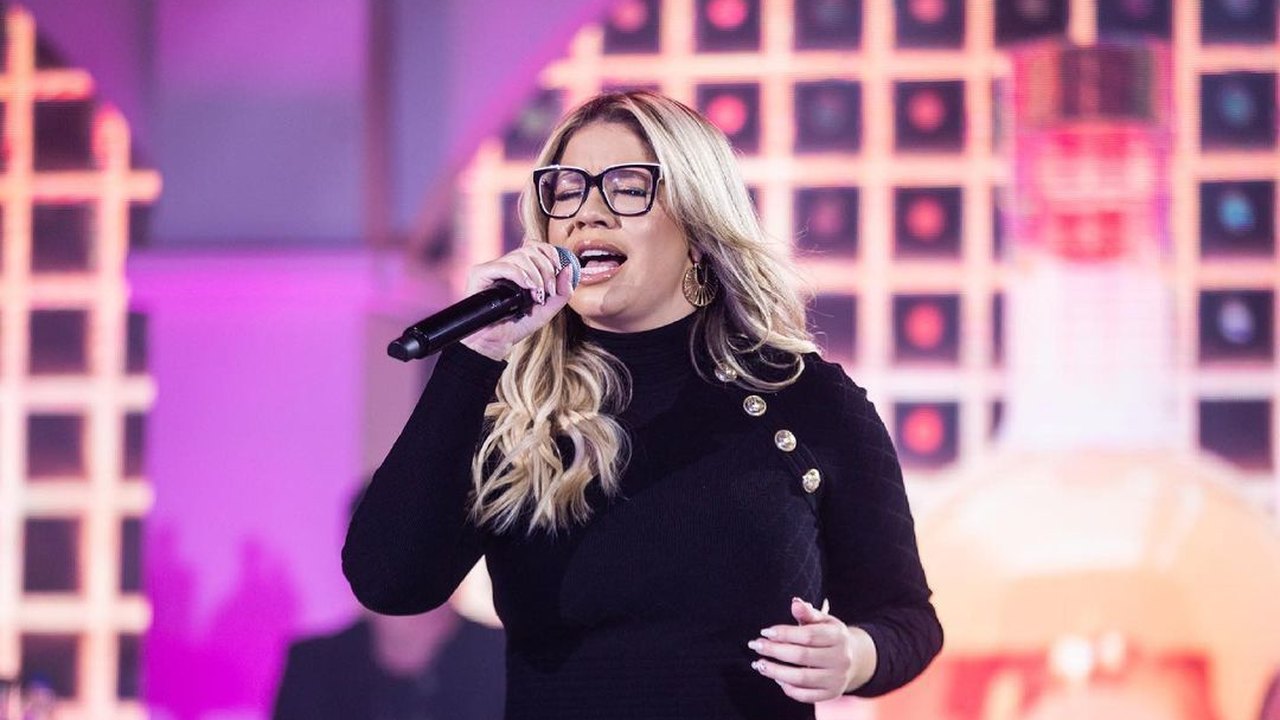 Seis meses sem Marília Mendonça: conheça novas músicas com a voz da cantora