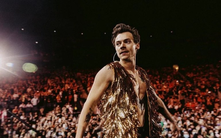 Harry Styles faz doação de US$ 1 milhão para prevenção contra armas de fogo