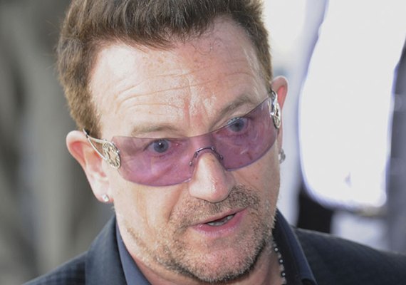 Bono ganhou mais dinheiro com o Facebook do que com suas músicas