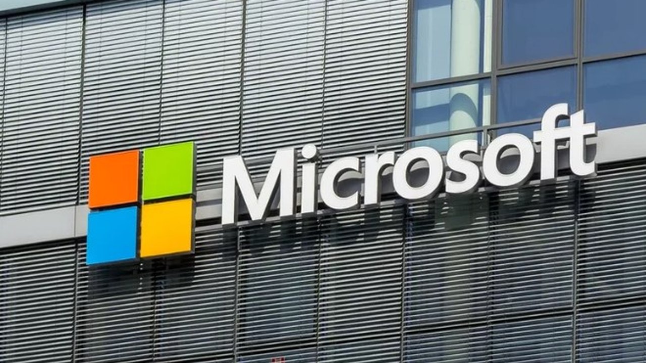 Funcionárias da Microsoft são demitidas após protesto por fornecimento de IA para Israel