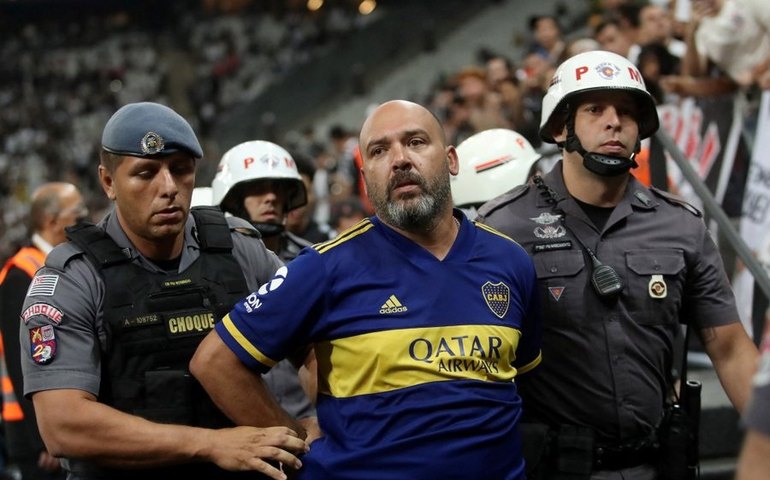 Corinthians condena gestos racistas de torcedores do Boca Juniors na Argentina