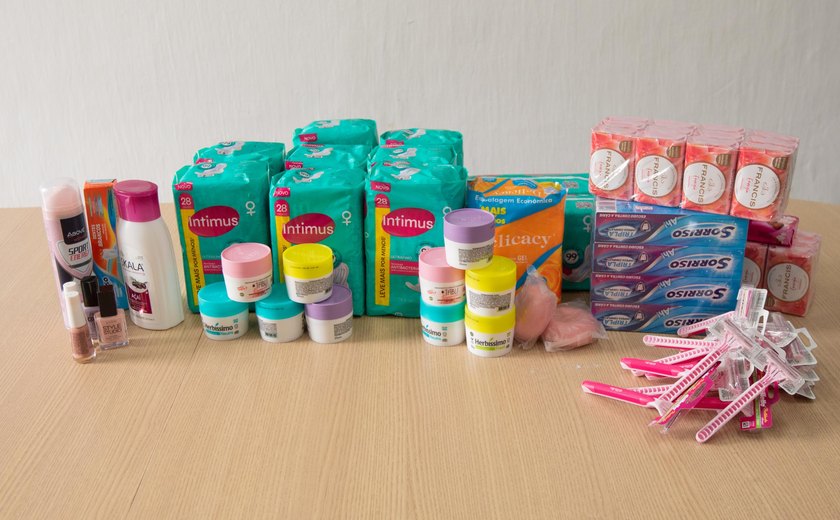 Biblioteca Pública Estadual Graciliano Ramos promove campanha para arrecadação de kits de higiene feminina