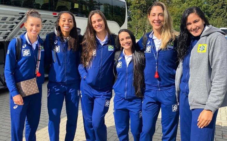 Seleção feminina de vôlei encerra treinos e tem Mundial da Holanda como desafio