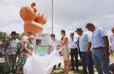 Circuito Alagoas Feita à Mão lança três novos monumentos artísticos na orla de Maceió