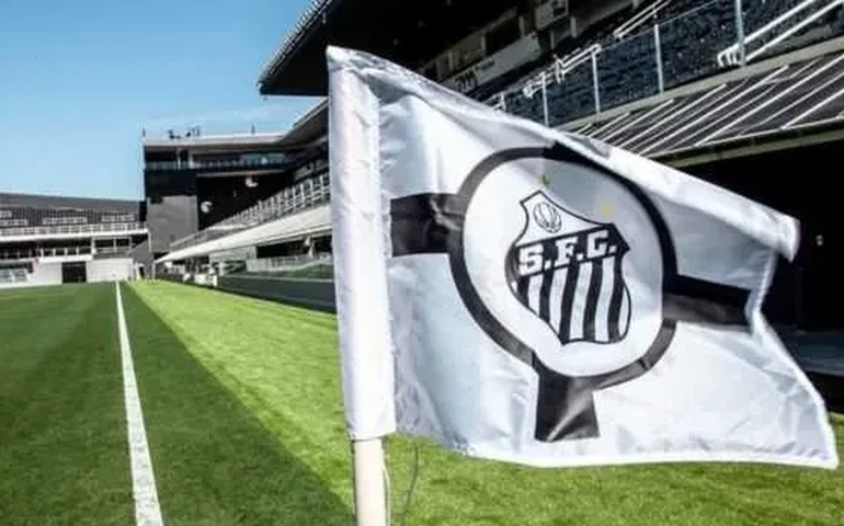 Santos anuncia 7K como nova patrocinadora máster em acordo milionário até 2027