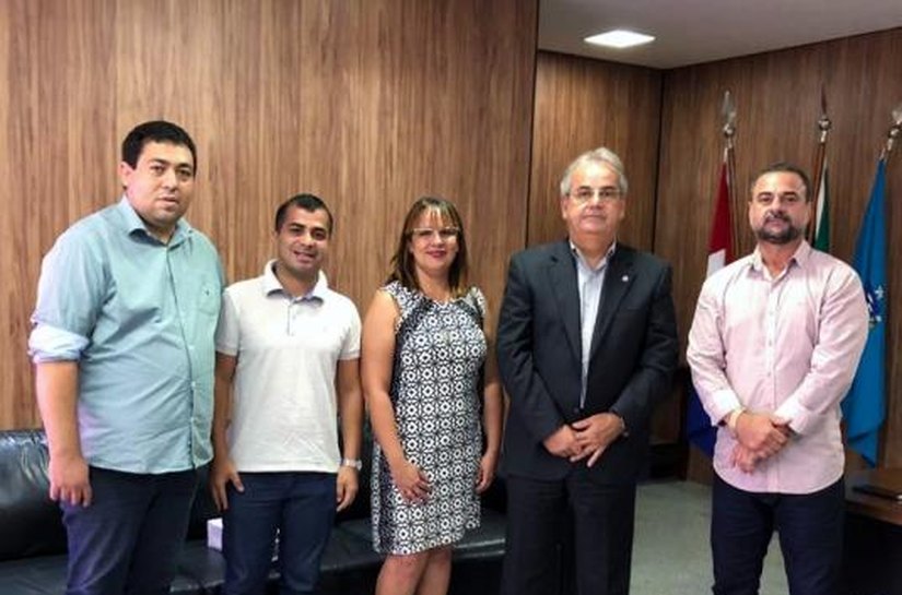 TCE/AL: presidente Otávio Lessa recebe visita do Prefeito de Maribondo