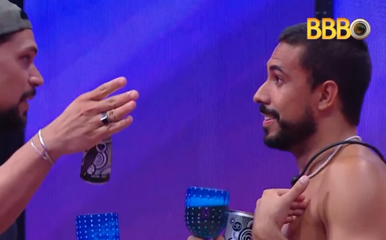 Em conversa com Vinícius no 'BBB 25', Maike critica Diego Hypolito: 'Big Pobre Brasil'