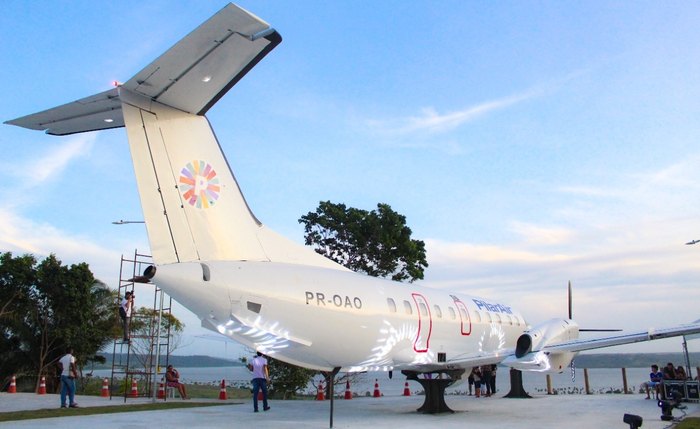 Avião foi entregue durante cerimônia que reuniu dezenas de pilarenses Avião foi entregue durante cerimônia que reuniu dezenas de pilarenses