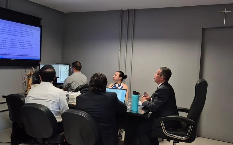 MPAL firma TAC com o Burger King para corrigir irregularidades sanitárias em todas as unidades de Maceió